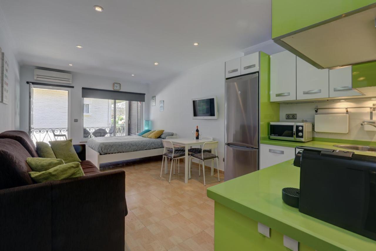 071 - Beachside Studio Perfect For A Family Getaway Leilighet Torremolinos Eksteriør bilde